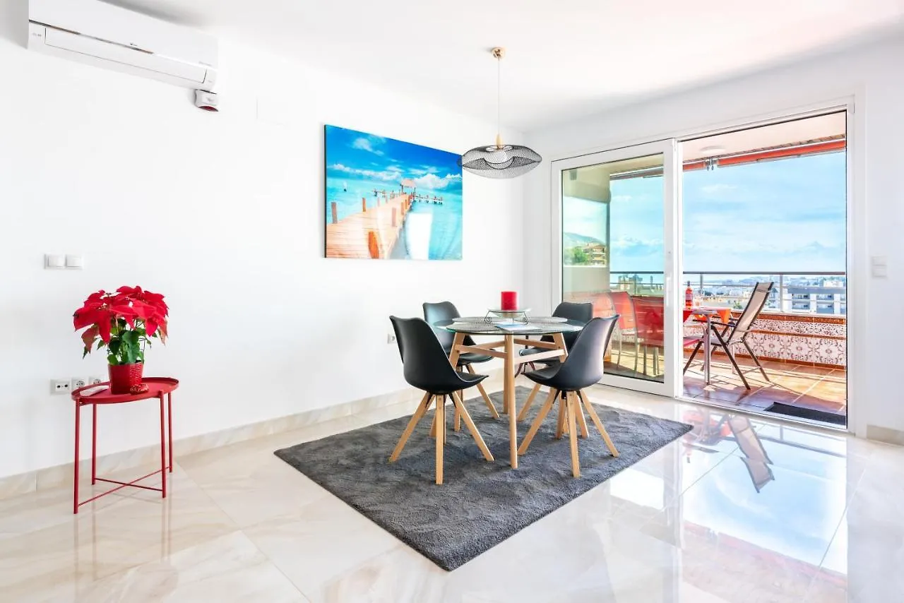 La Nogalera - Sea View Apartment In The Heart Of Torremolinos