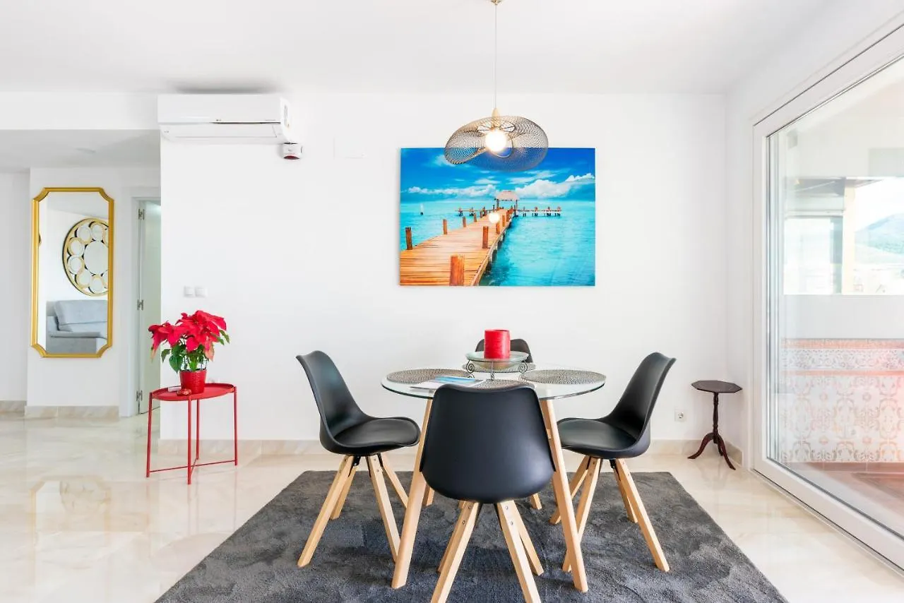 La Nogalera - Sea View Apartment In The Heart Of Torremolinos